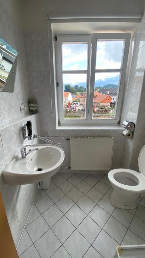 Rozmberk Inn Rozmberk Nad Vltavou Luaran gambar