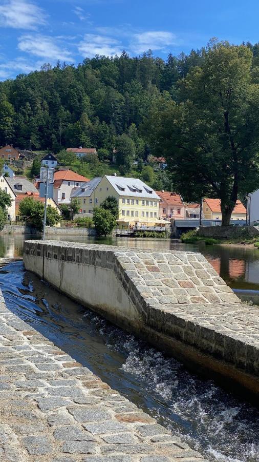 Rozmberk Inn Rozmberk Nad Vltavou Luaran gambar