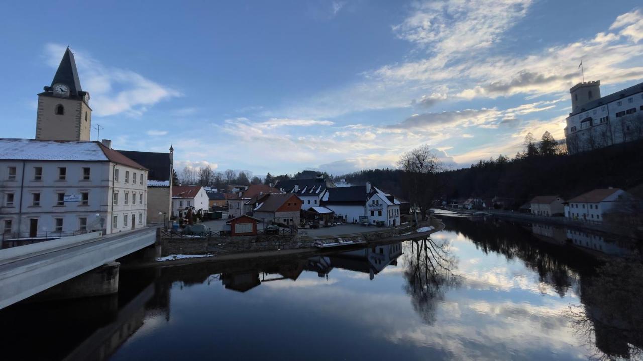 Rozmberk Inn Rozmberk Nad Vltavou Luaran gambar