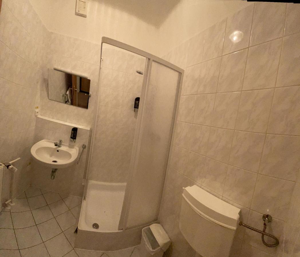 Rozmberk Inn Rozmberk Nad Vltavou Luaran gambar