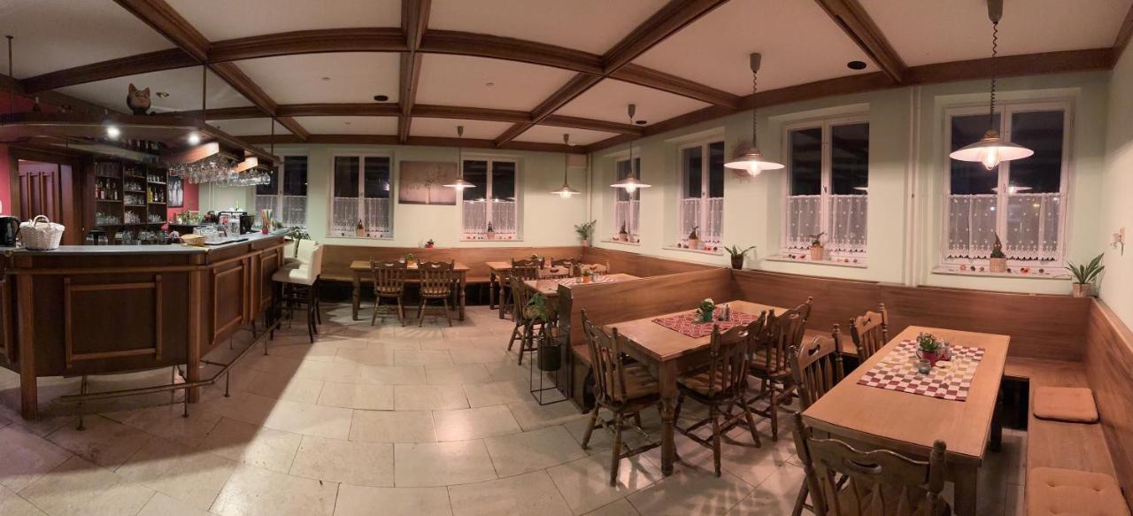 Rozmberk Inn Rozmberk Nad Vltavou Luaran gambar