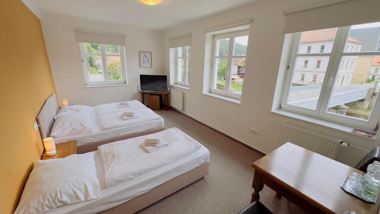Rozmberk Inn Rozmberk Nad Vltavou Luaran gambar